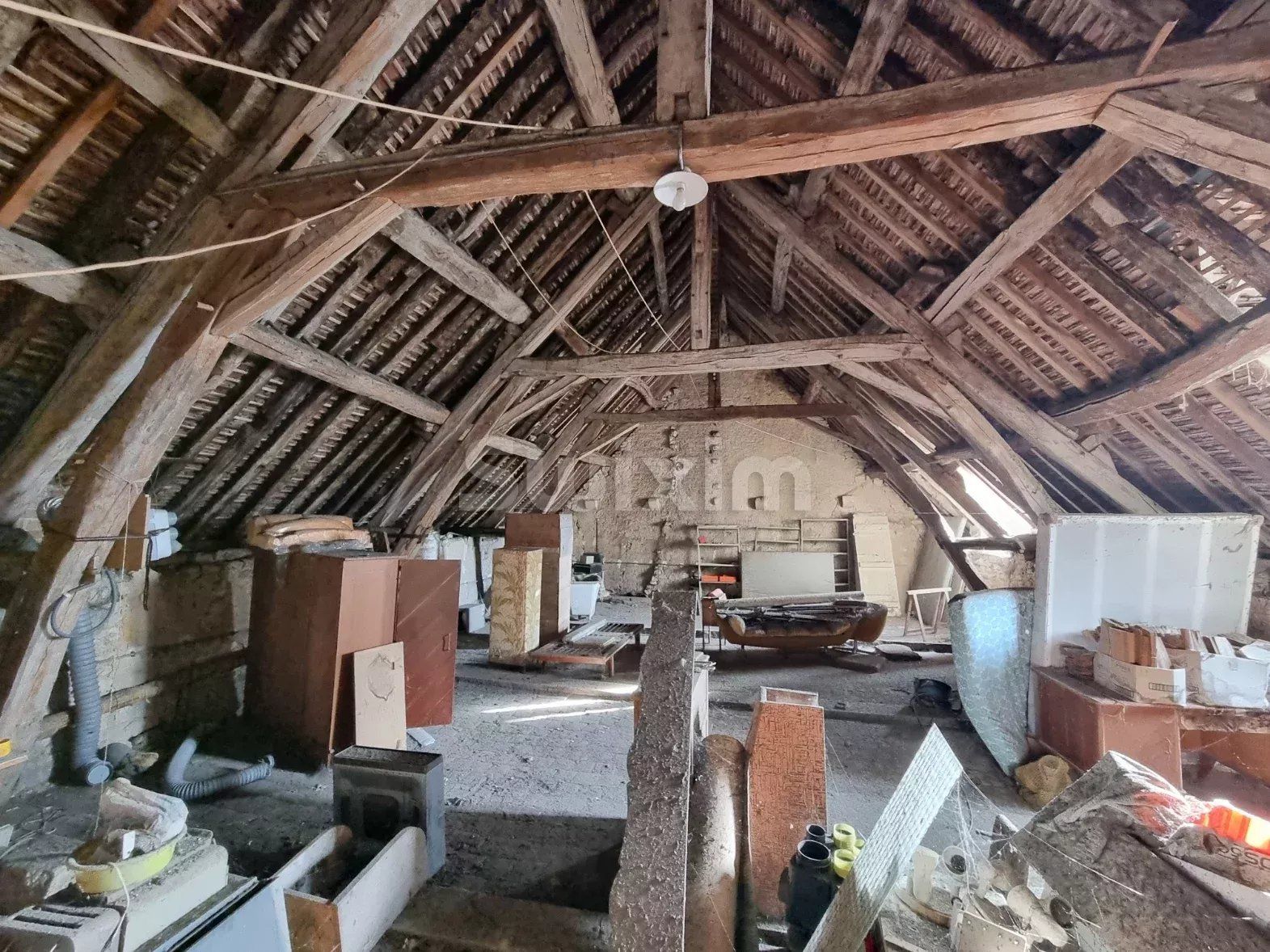 propiedad 12 Salas en venta en Varzy (58210)