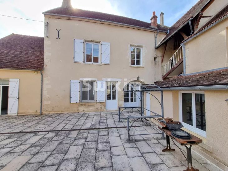Vendita Casa Varzy 12&nbsp;Camere 225&nbsp;m²