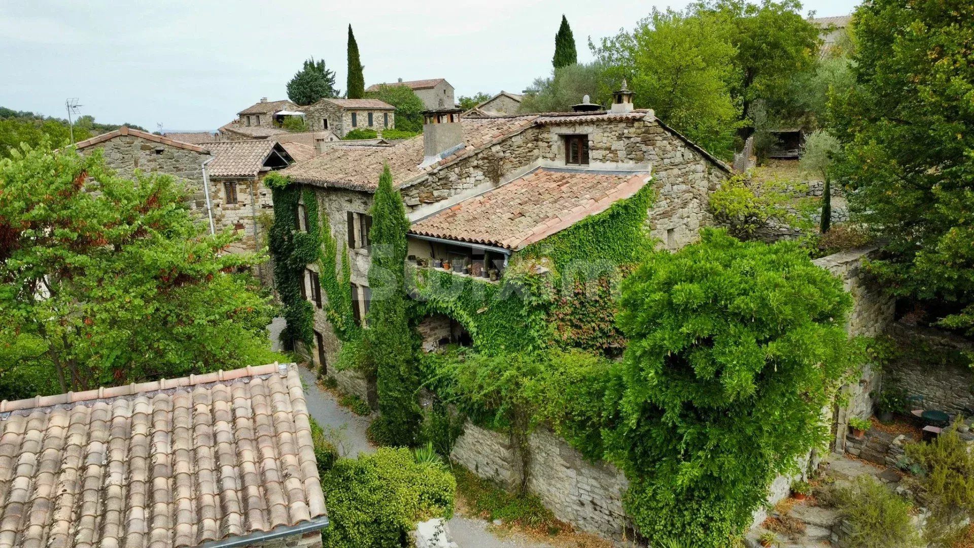 maison 5 Pièces en vente sur Les Vans (07140)