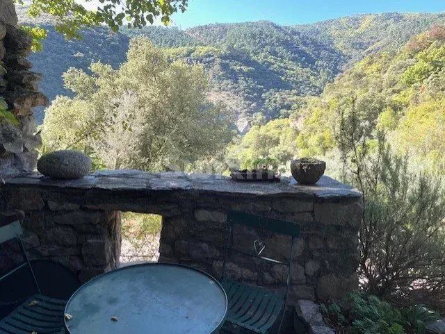 maison 5 Pièces en vente sur Les Vans (07140)