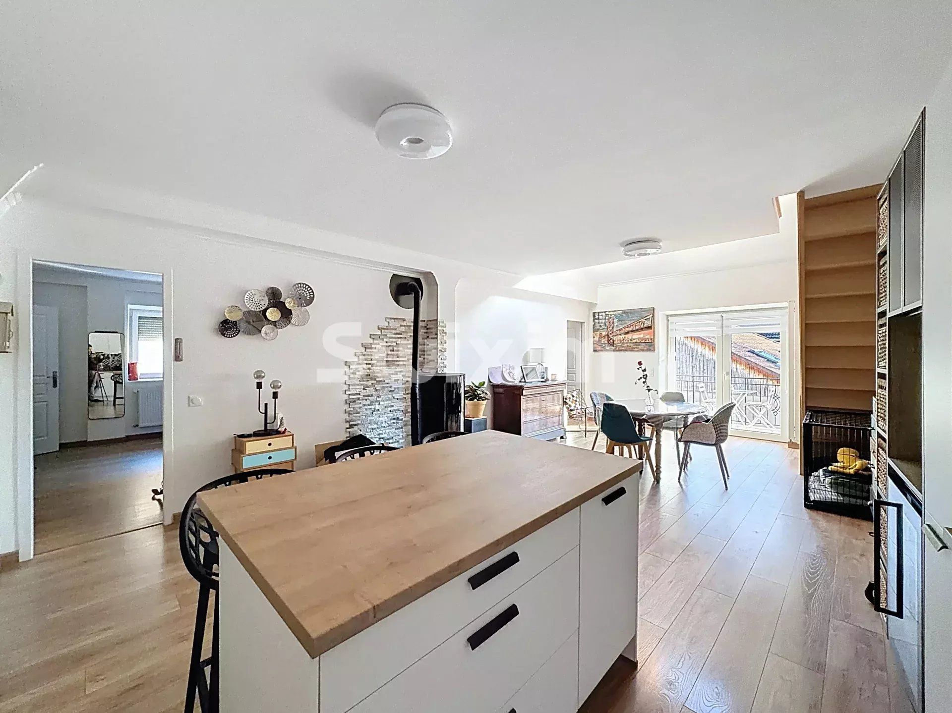 appartamento 5 Camere in vendita su Gex (01170)