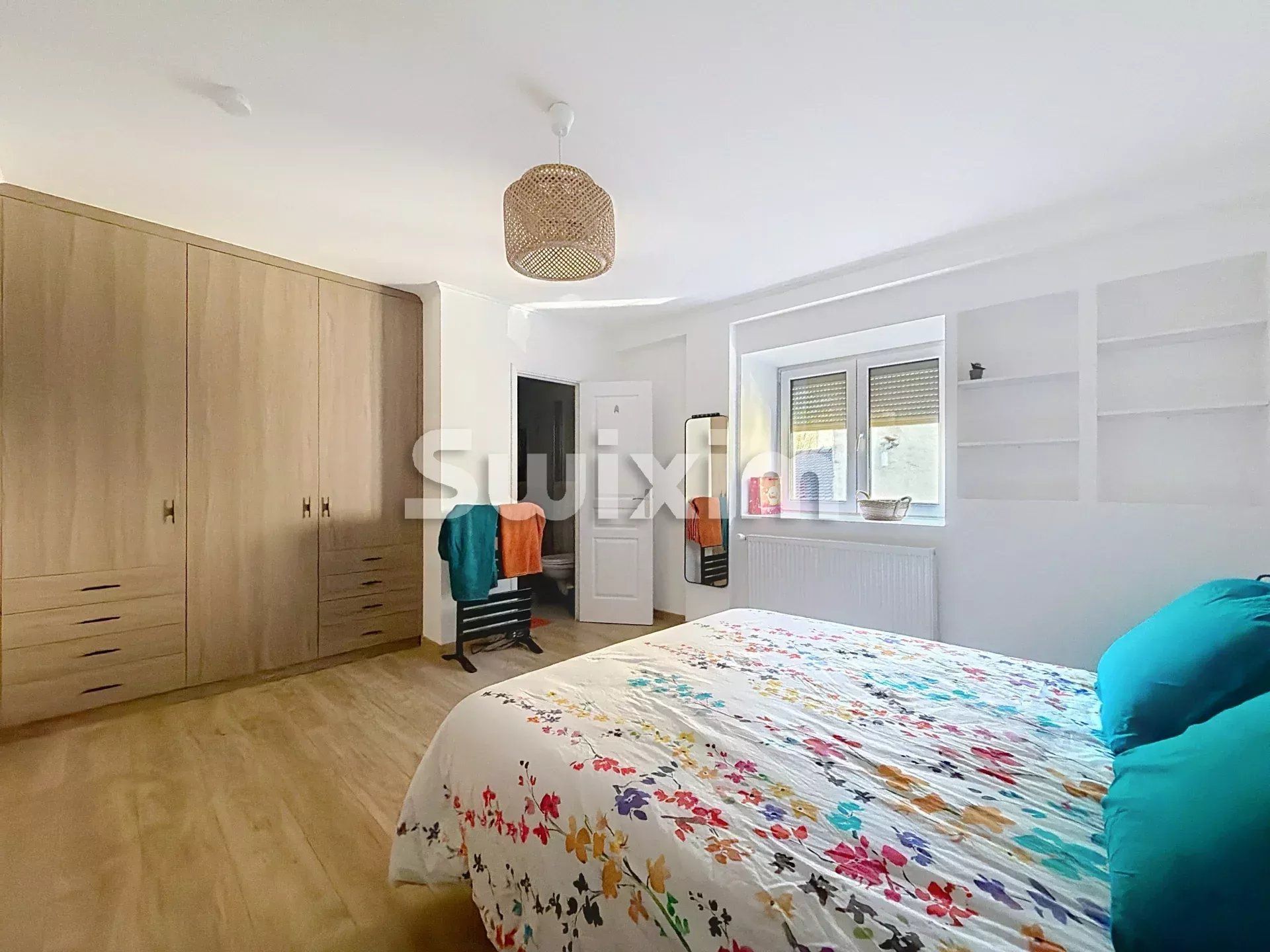 apartamento 5 Quartos para venda sobre Gex (01170)