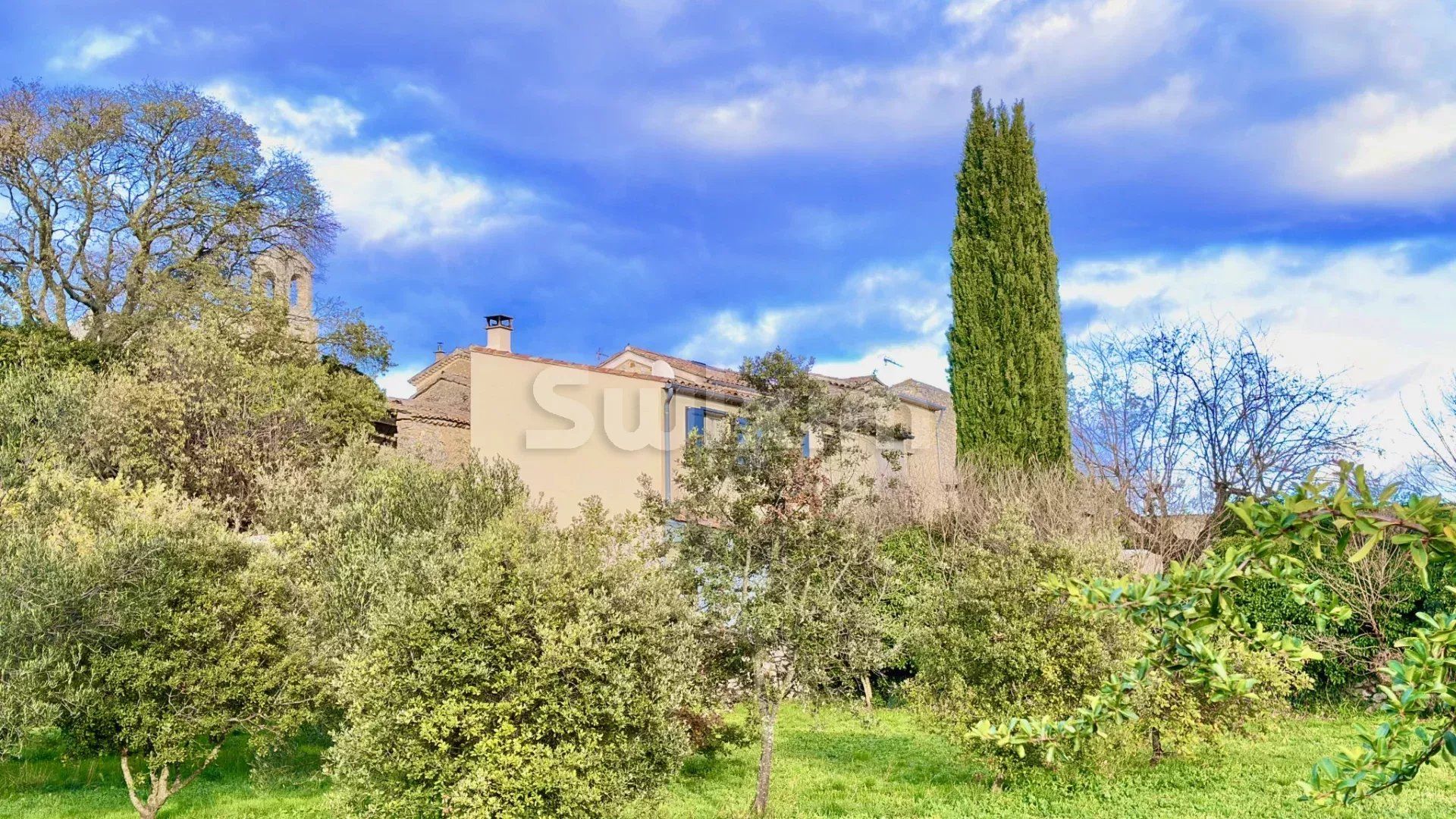 casa 4 Camere in vendita su Uzès (30700)