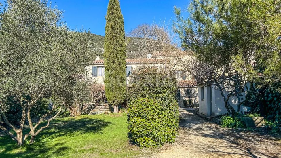 Sale House Uzès 4&nbsp;Rooms 123&nbsp;m²