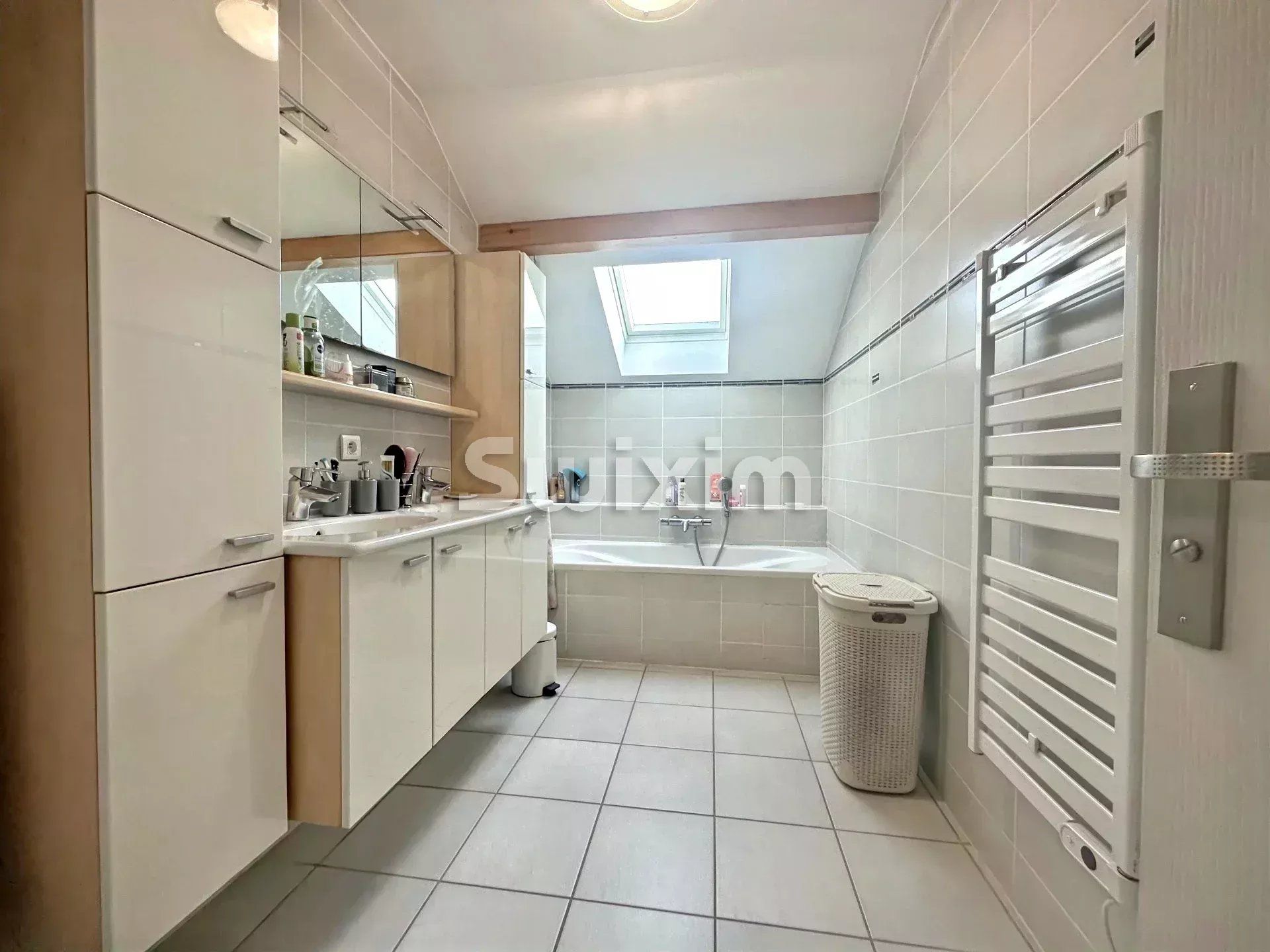 casa 5 Camere in vendita su Douvaine (74140)