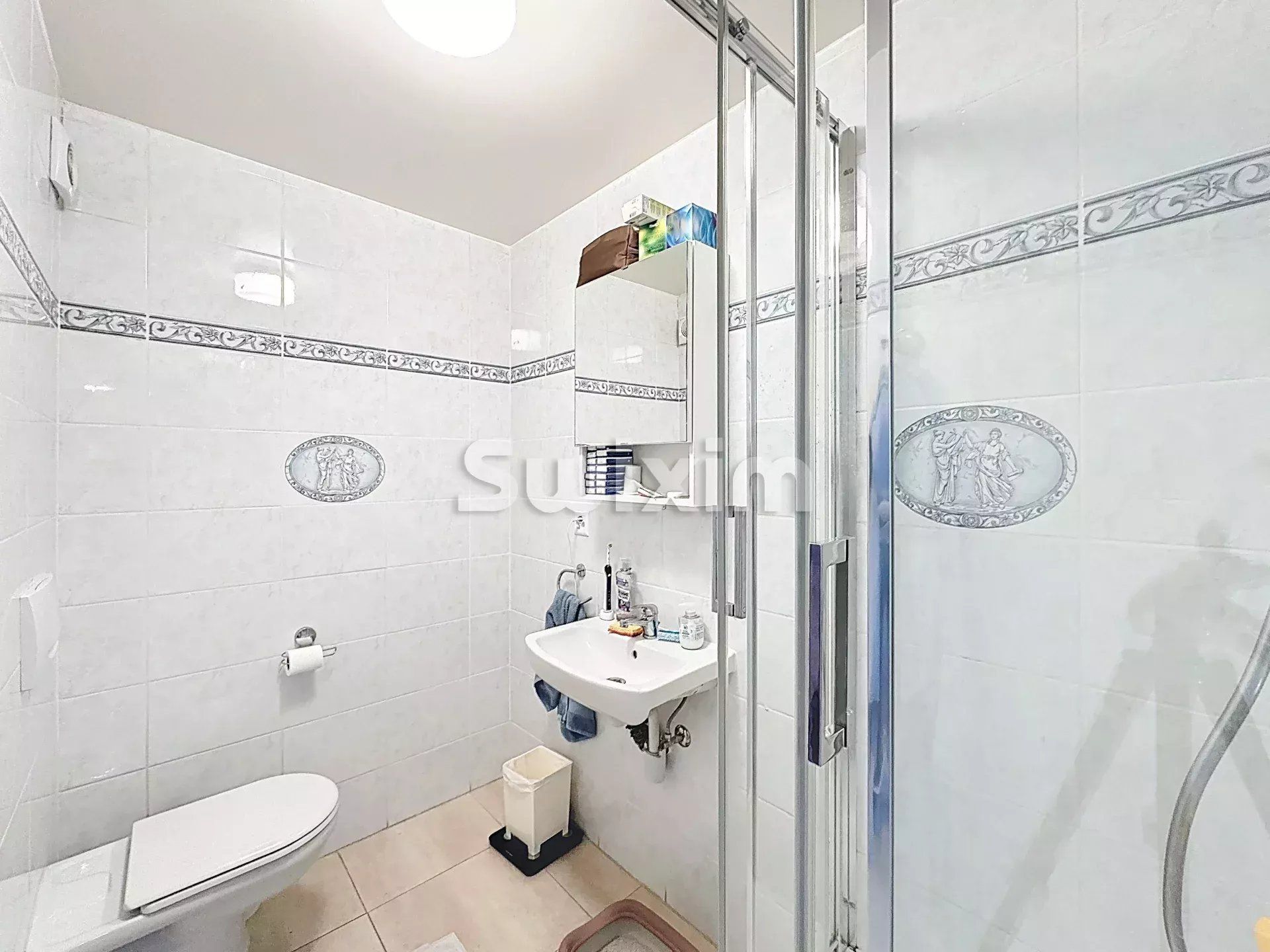 house 5 Rooms for sale on Veyrier (1255)