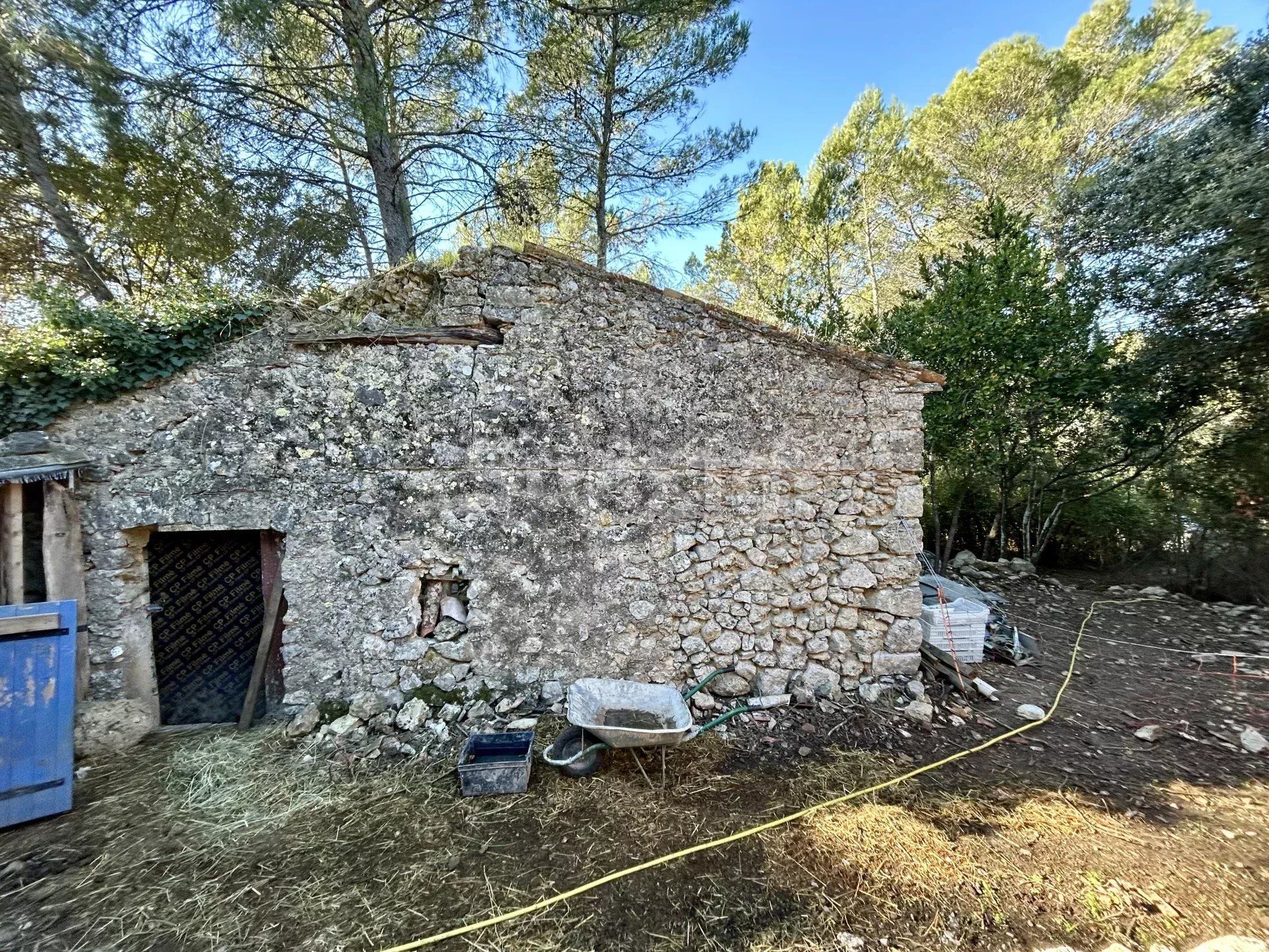 kein Bauland zum verkauf auf Lorgues (83510)