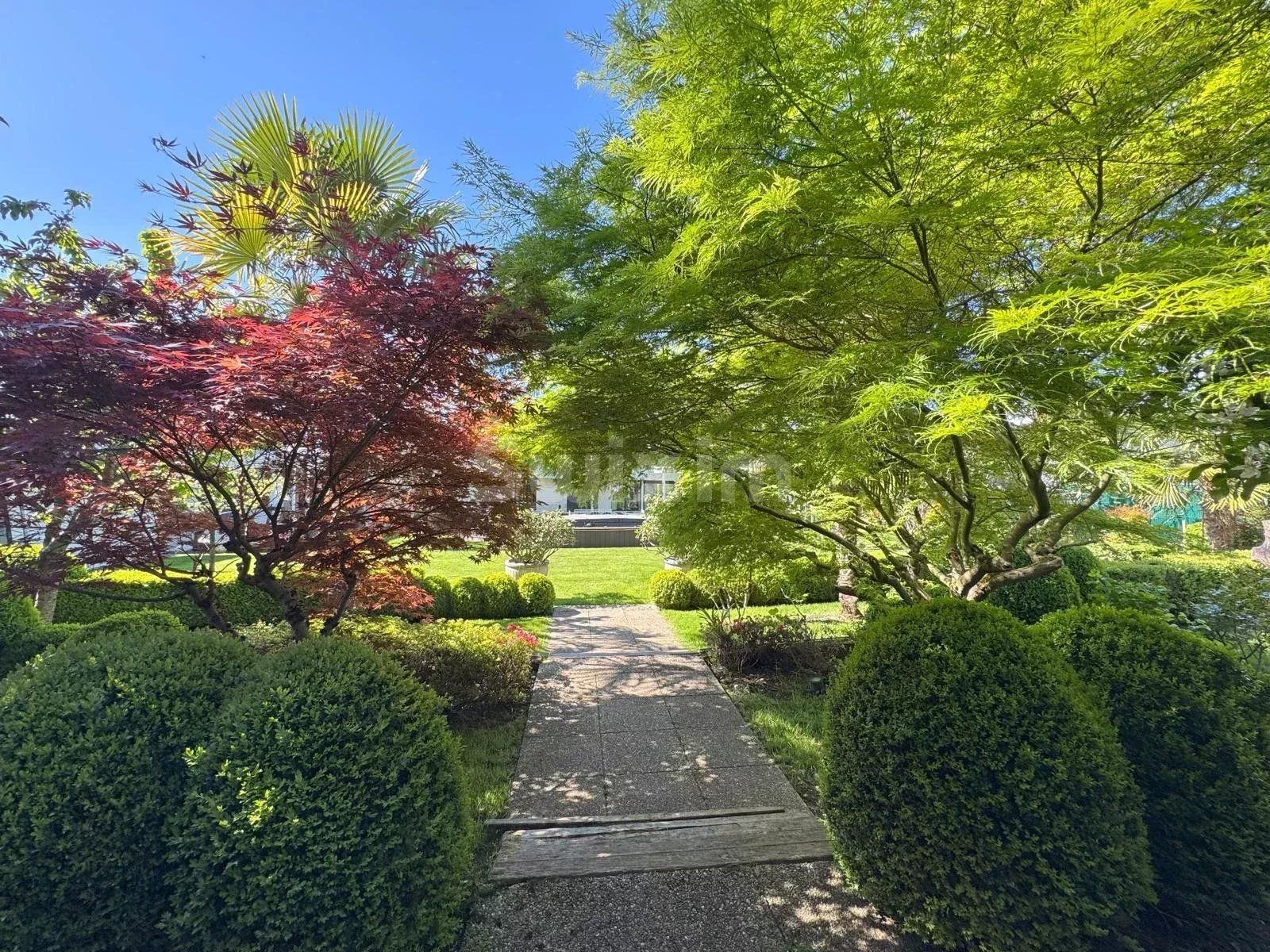 maison 8 Pièces en vente sur Thônex (1226)