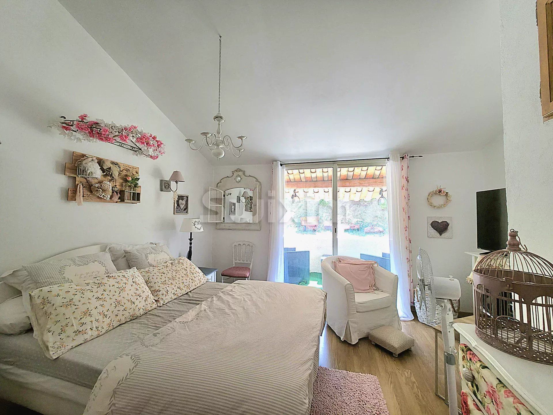 casa 7 Camere in vendita su Visan (84820)