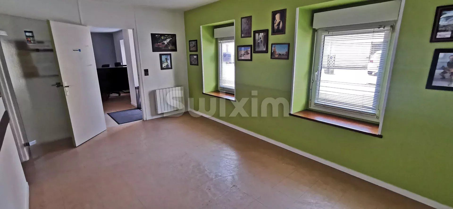 edificio 7 Salas en venta en Chaussin (39120)