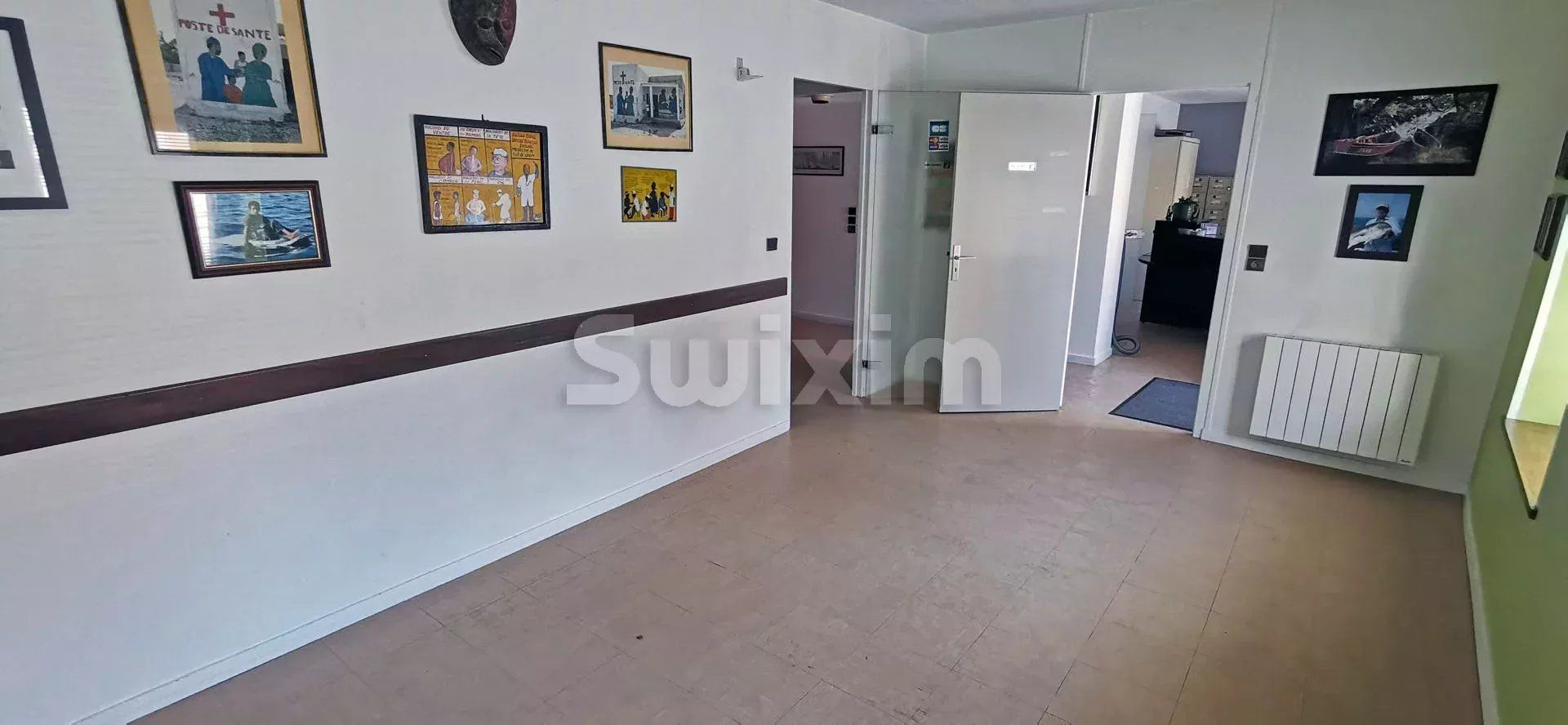 edificio 7 Salas en venta en Chaussin (39120)