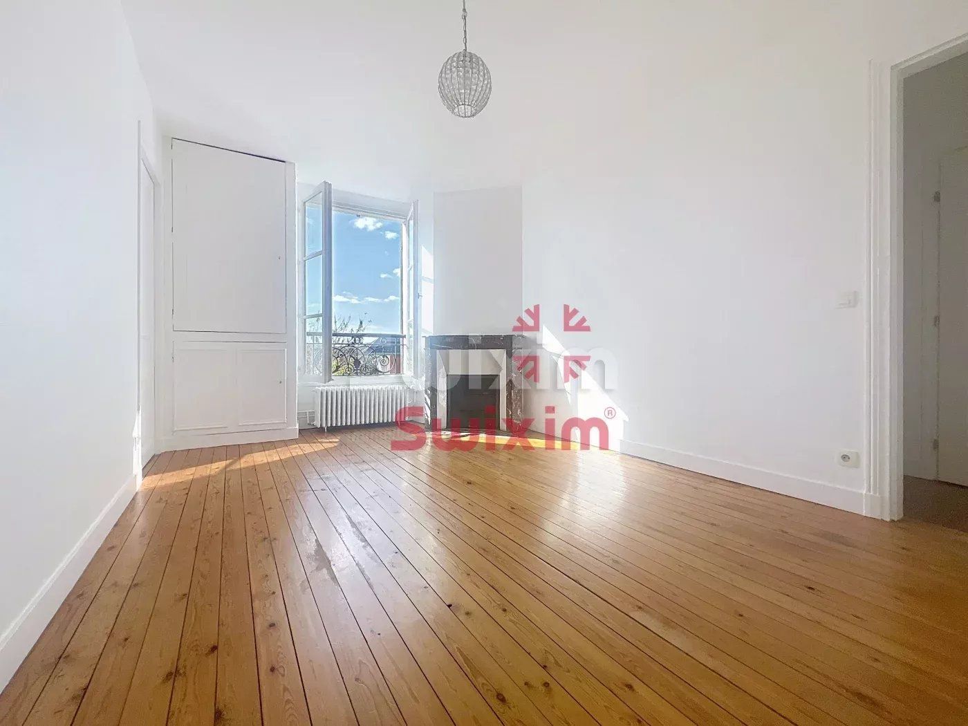 apartment 5 Rooms for sale on Triel-sur-Seine (78510)