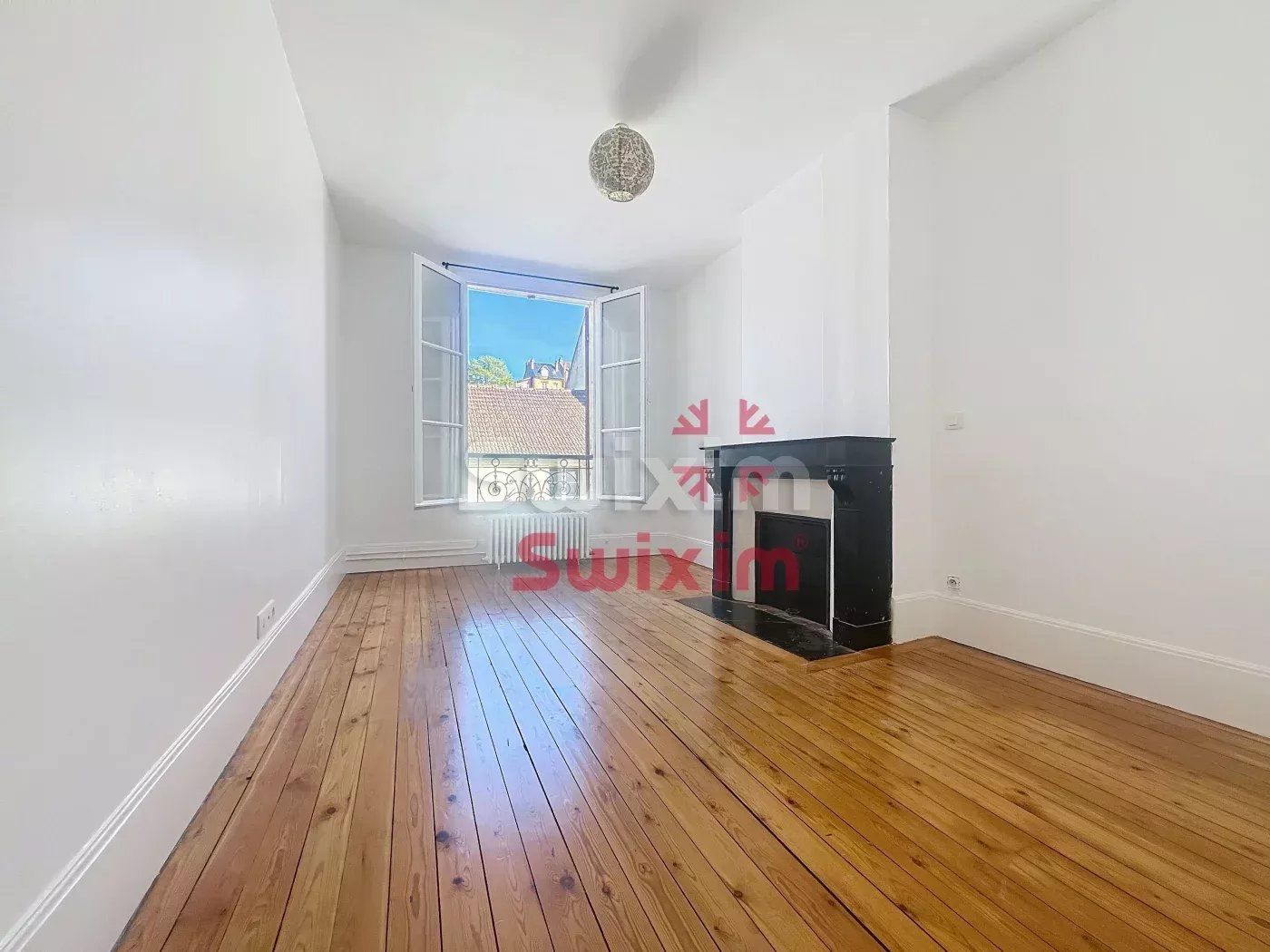 apartment 5 Rooms for sale on Triel-sur-Seine (78510)