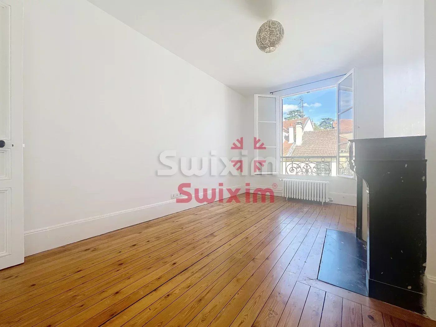 apartment 5 Rooms for sale on Triel-sur-Seine (78510)