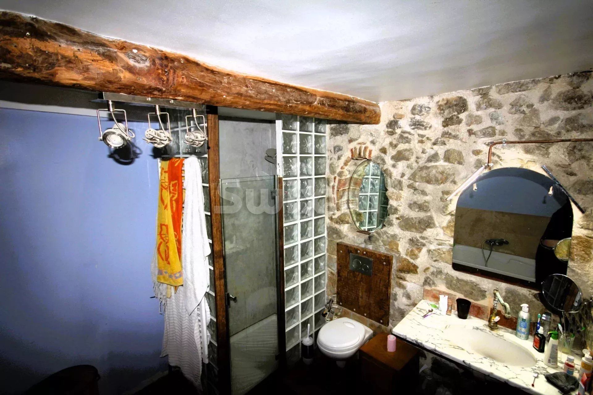 casa 10 Quartos para venda sobre Contes (06390)