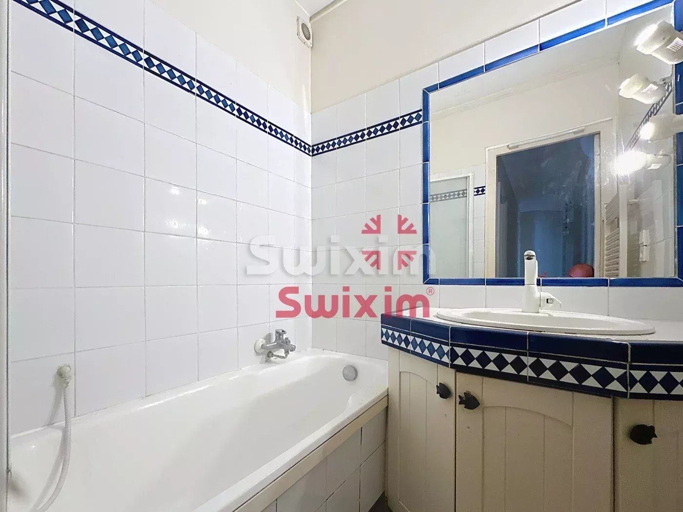 apartment 4 Rooms for sale on Paris 18ème (75018)