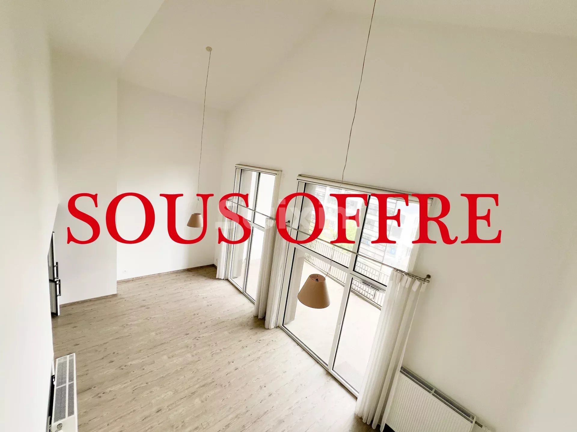 Sale Apartment Bordeaux 5&nbsp;Rooms 103.47&nbsp;m²