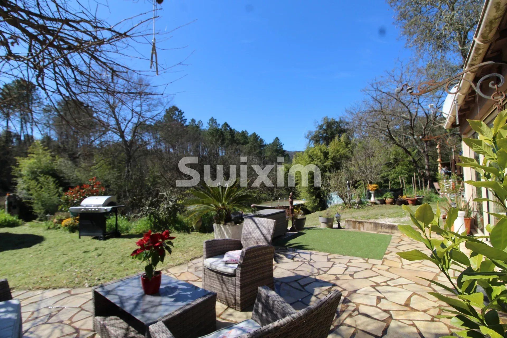 villa 7 Salas en venta en Bagnols-en-Forêt (83600)