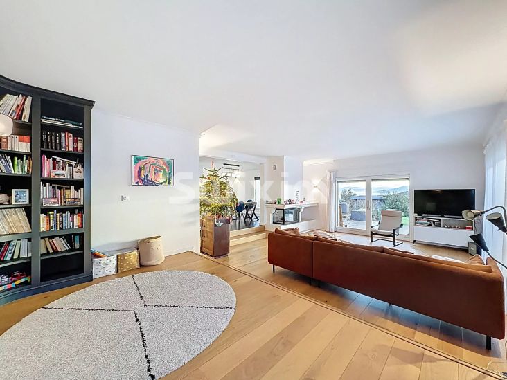 Vendita Casa Échenevex 8&nbsp;Camere 280&nbsp;m²