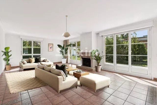 house 10 Rooms for sale on Plan-les-Ouates (1228)