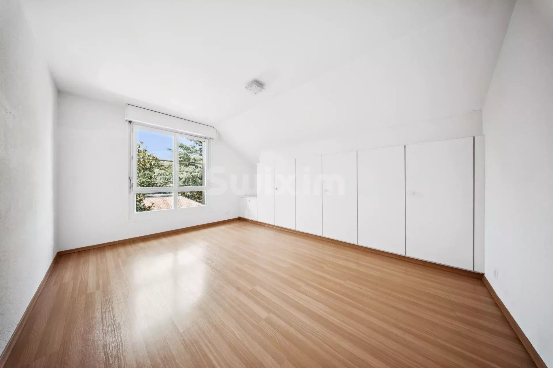 casa 10 Quartos para venda sobre Plan-les-Ouates (1228)