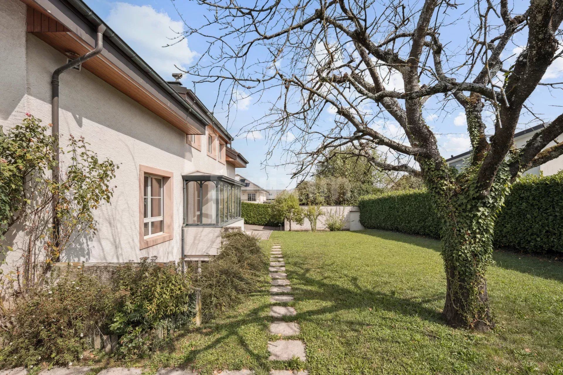 casa 10 Quartos para venda sobre Plan-les-Ouates (1228)