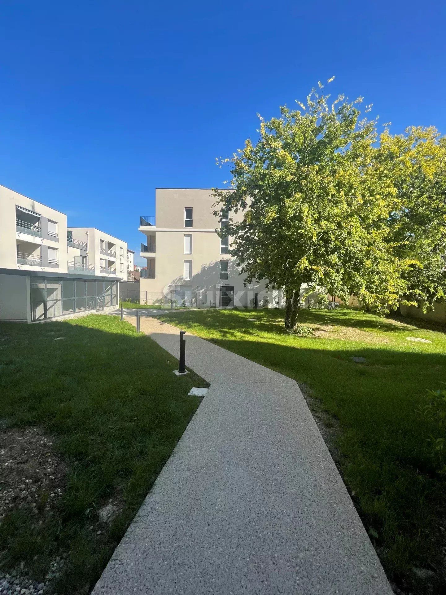 apartment 1 room for sale on Vénissieux (69200)