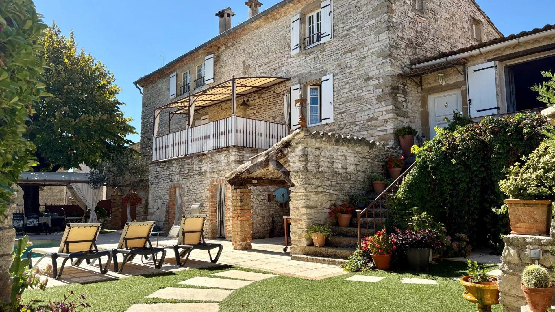 mas 8 Pièces en vente sur Mons (30340)