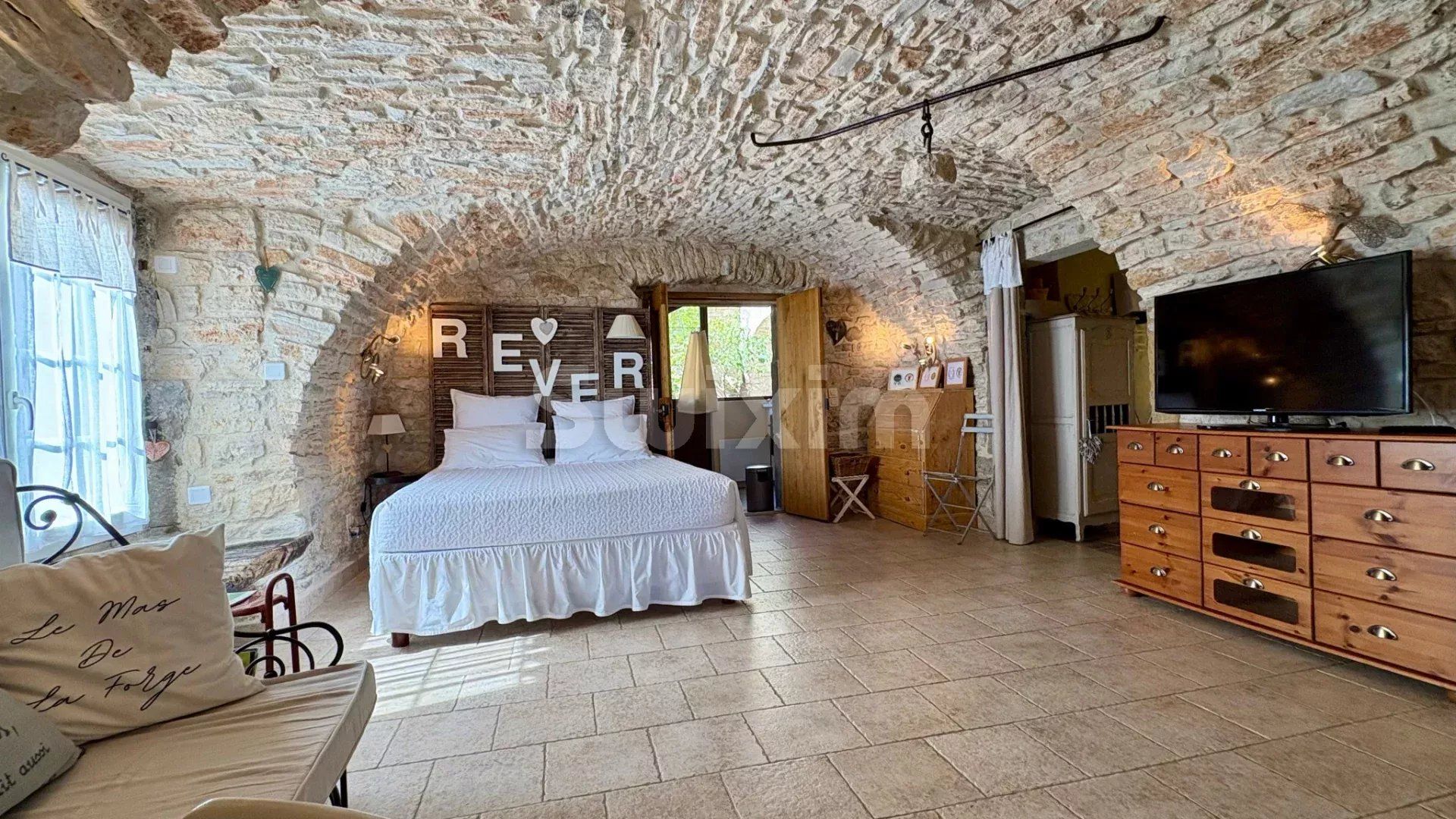 mas 8 Pièces en vente sur Mons (30340)