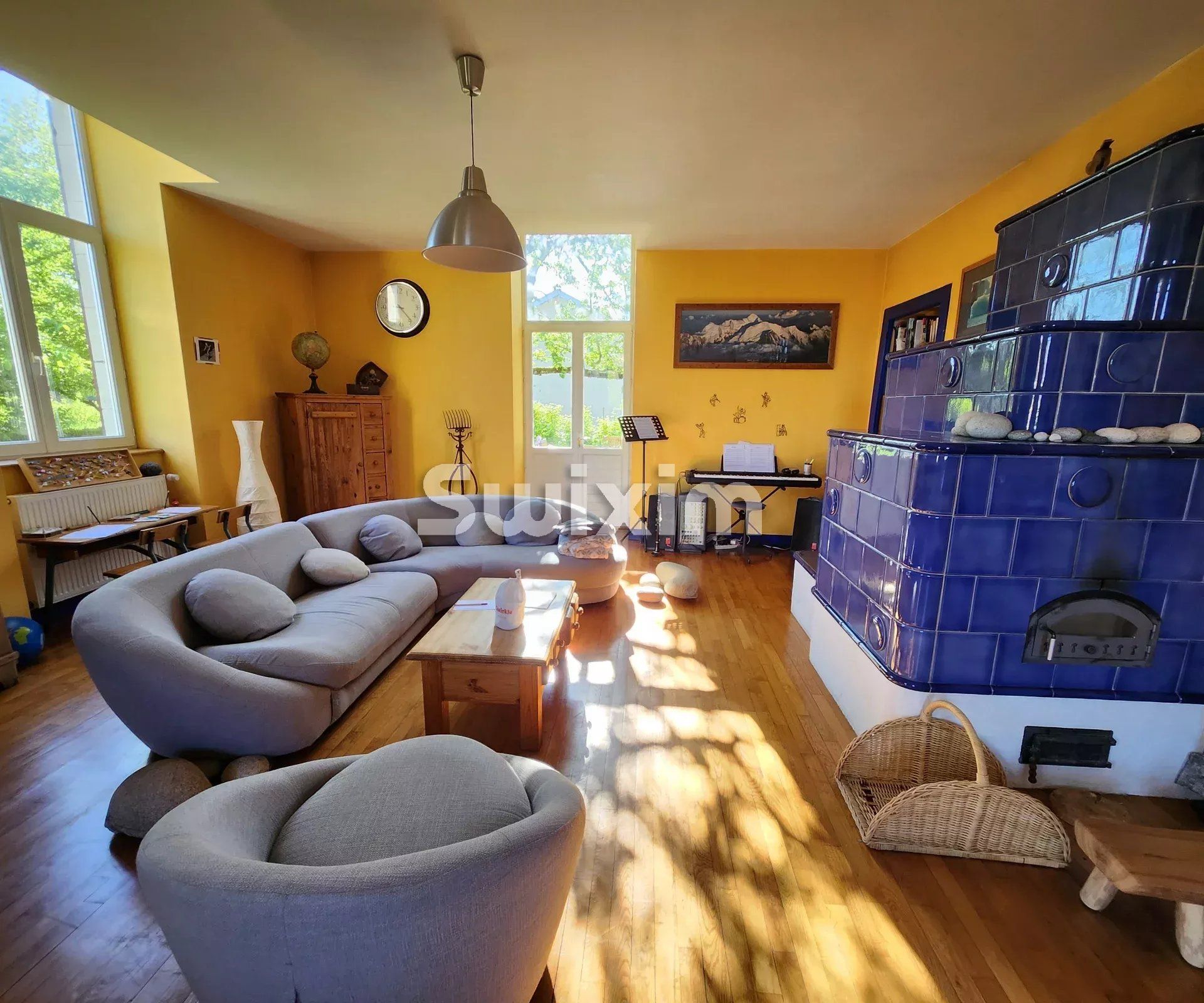 Venta Casa Buvilly 7&nbsp;Salas 225&nbsp;m²