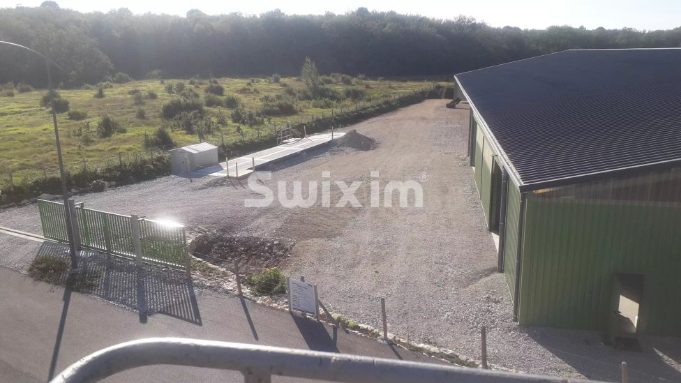 Vendita Locale industriale Champagnole 1&nbsp;camera 1600&nbsp;m²
