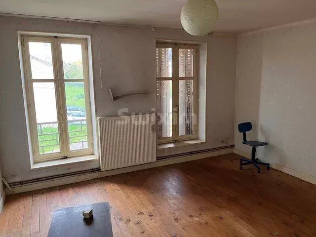 house 6 Rooms for sale on Nomeny (54610)