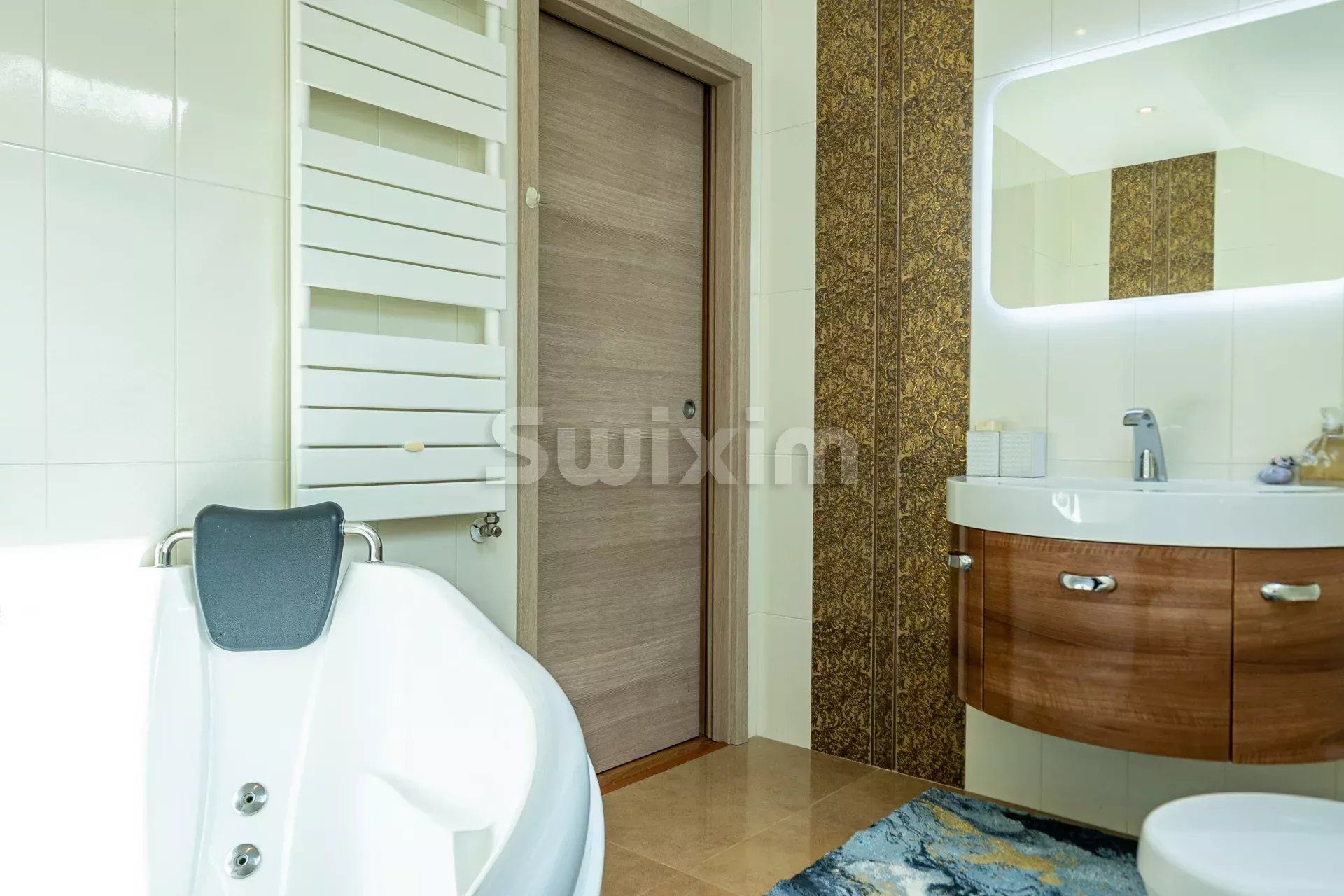 house 5 Rooms for sale on Massongy (74140)