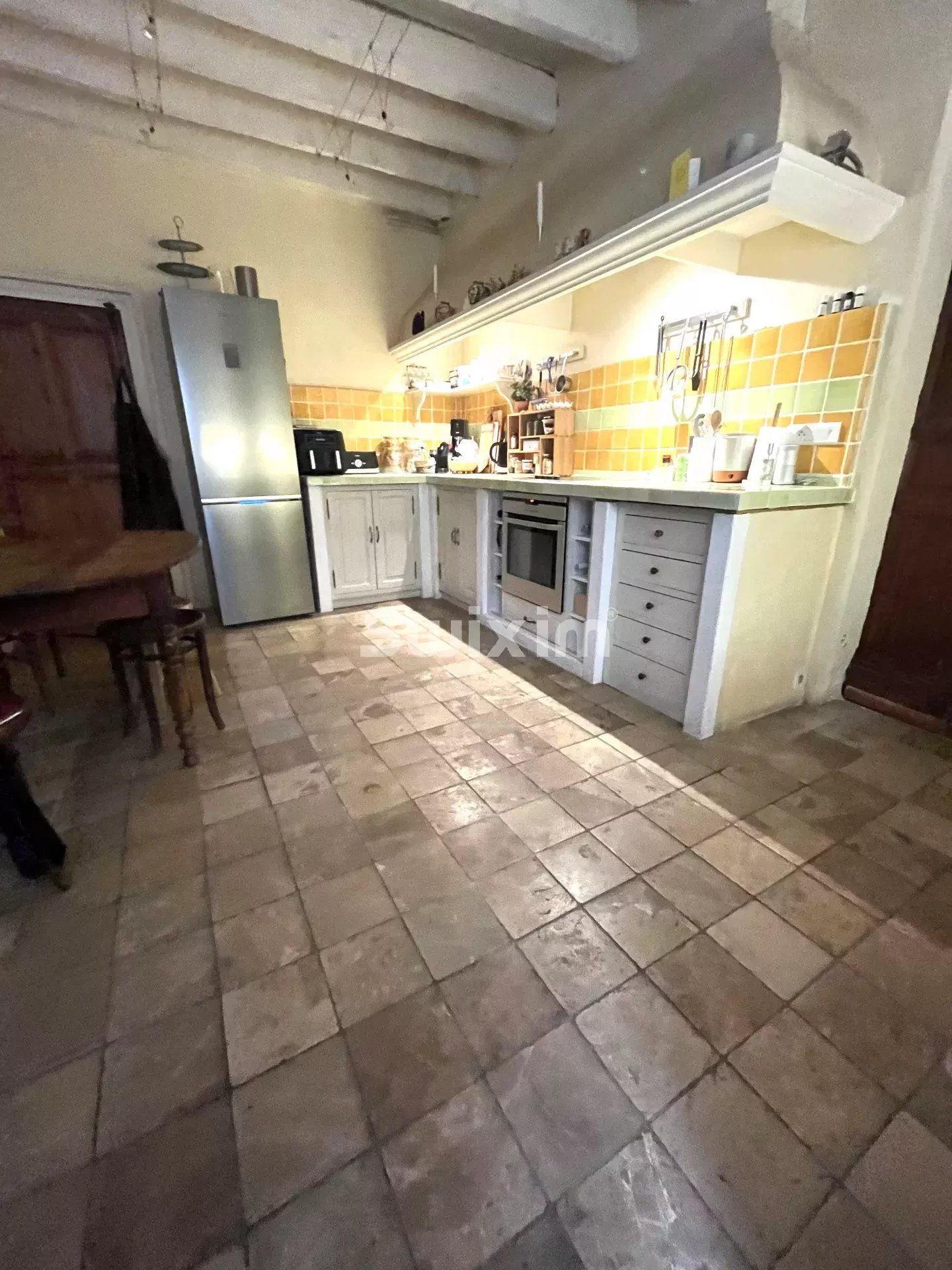 casa 10 Salas en venta en Grignan (26230)