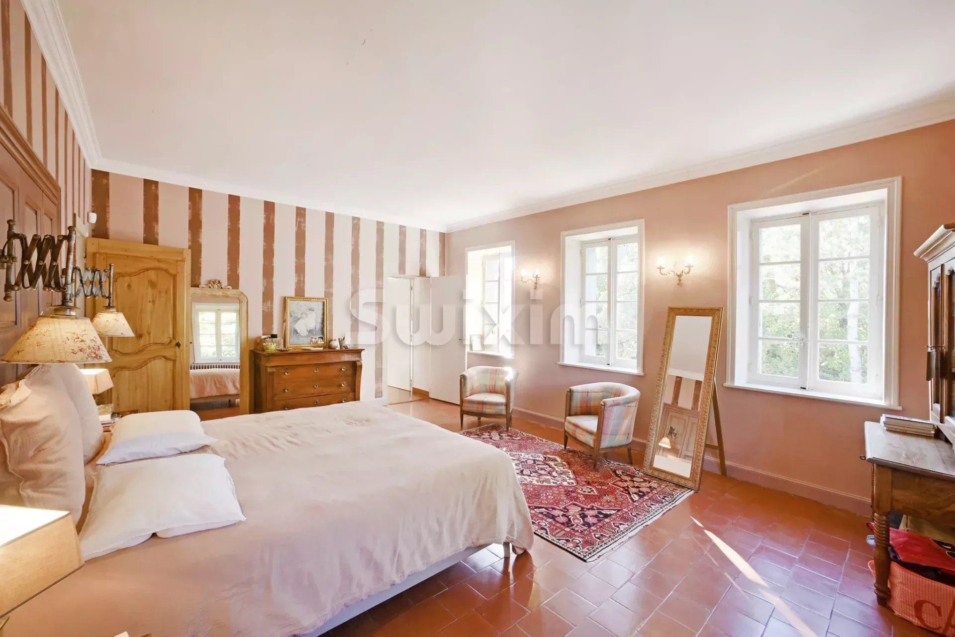 mas 8 Rooms for sale on Alès (30100)