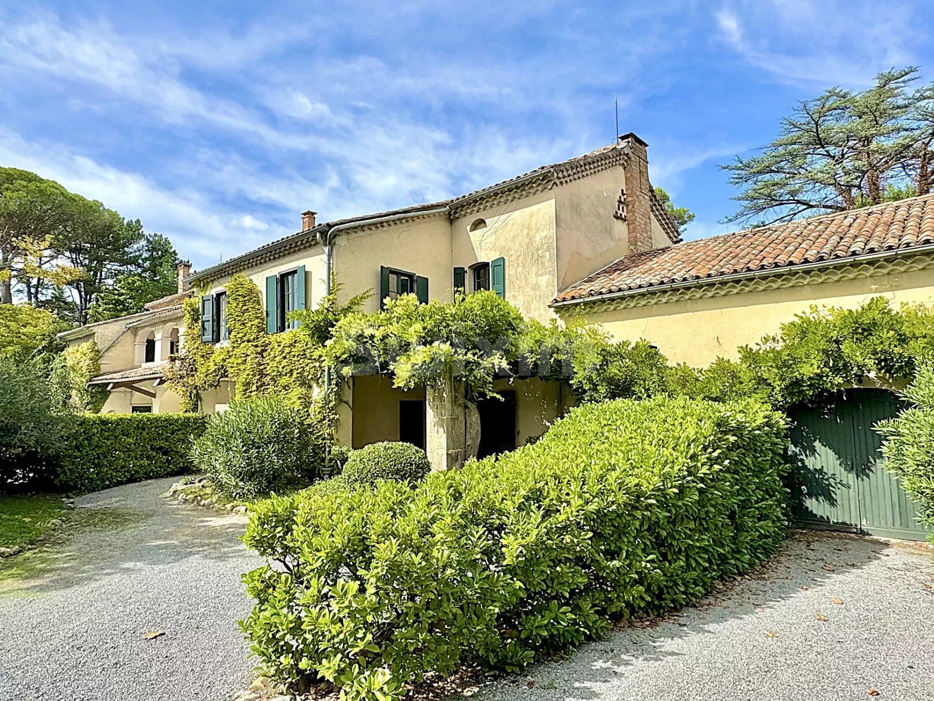 mas 8 Rooms for sale on Alès (30100)