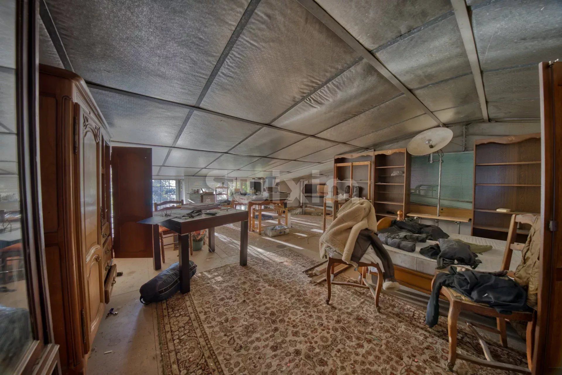 apartment 4 Rooms for sale on Alès (30100)