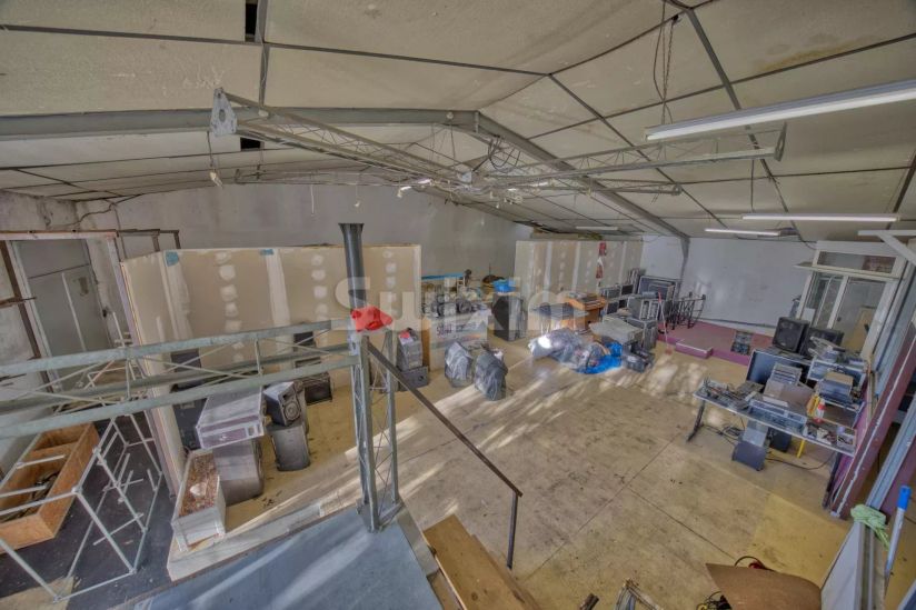 Vente Commerce Alès 4&nbsp;Pièces 300&nbsp;m²