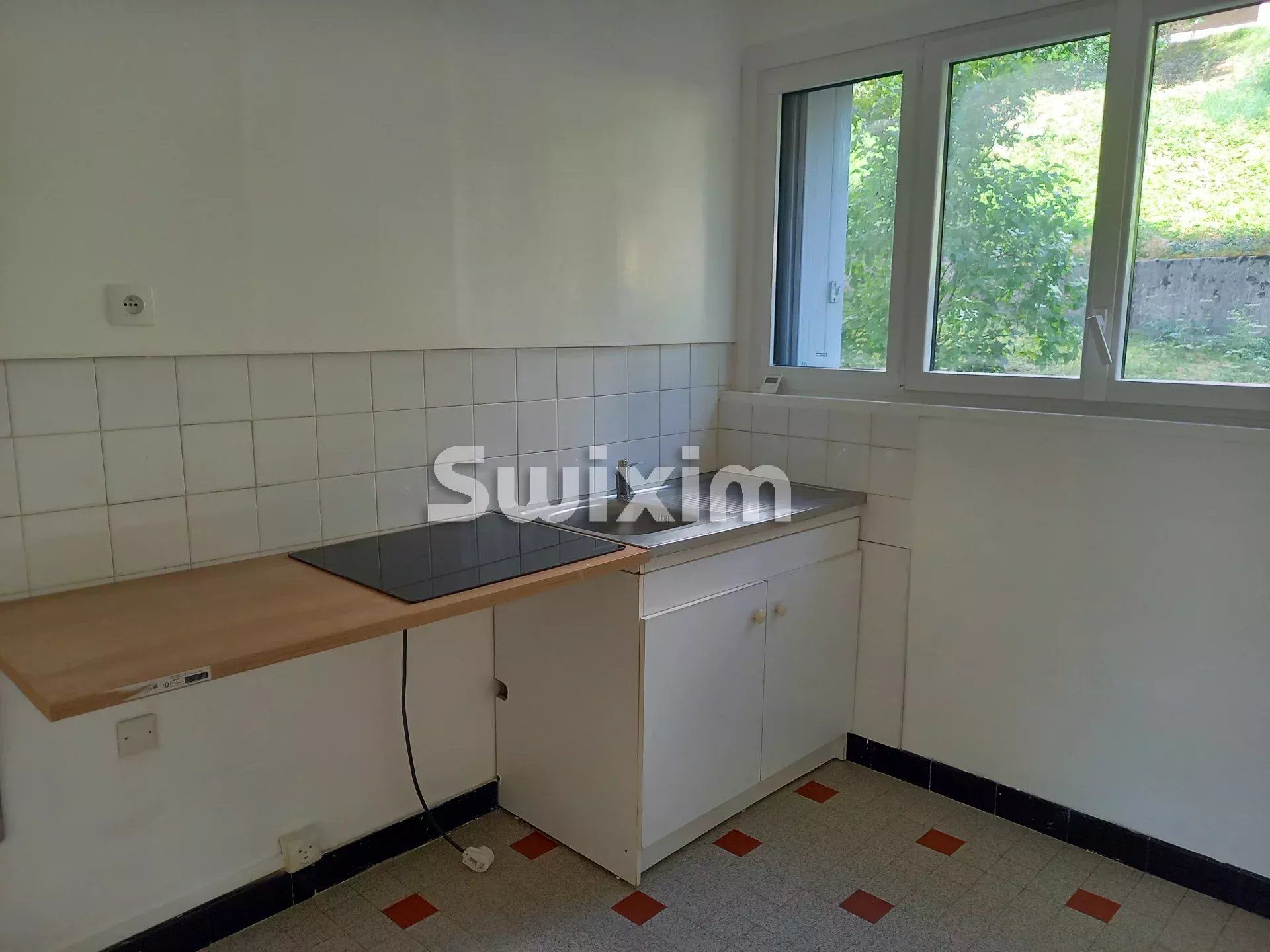 apartment 3 Rooms for rent on Saint-Claude (39200)