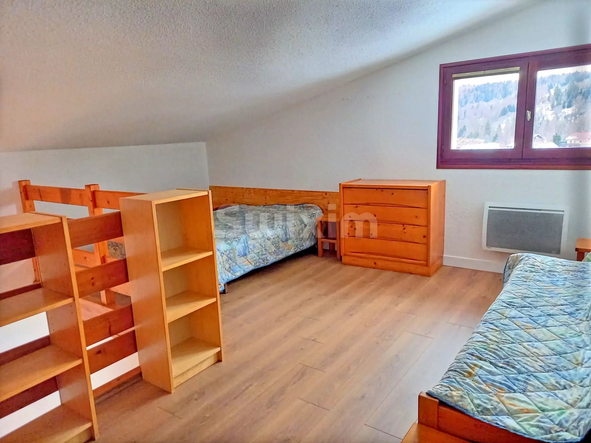 apartment 2 Rooms for rent on Bellefontaine (39400)