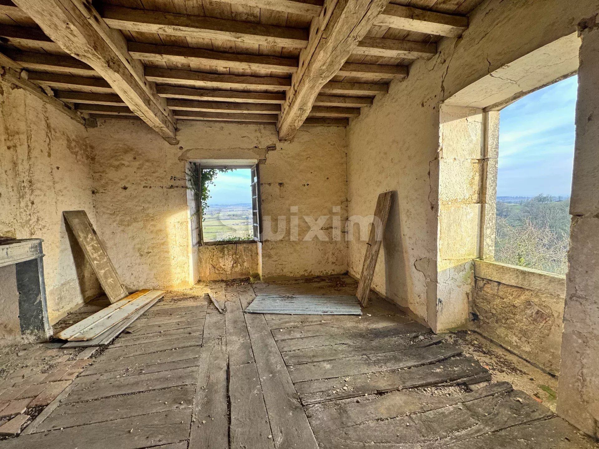 castello 8 Camere in vendita su Avallon (89200)