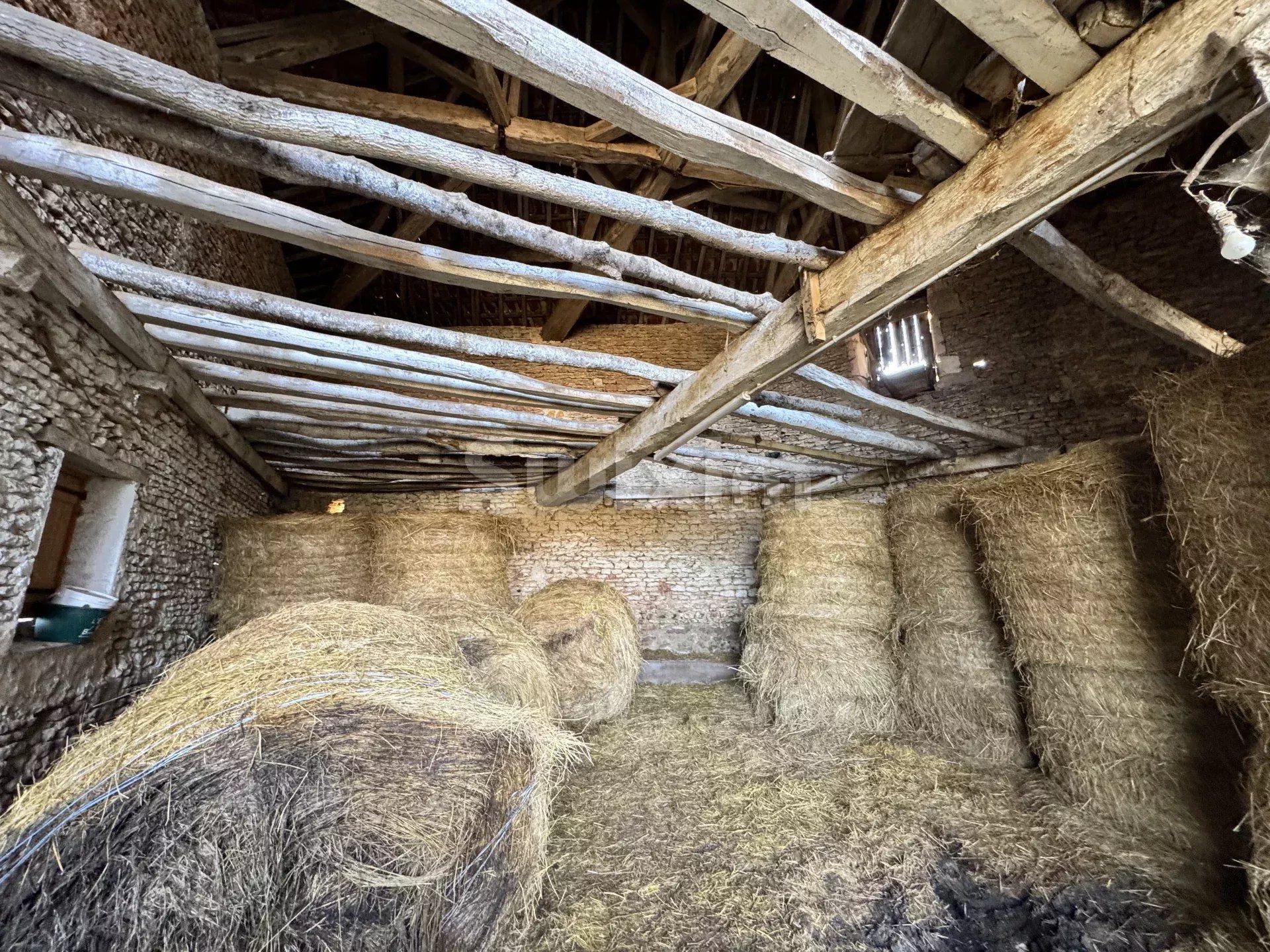 castello 8 Camere in vendita su Avallon (89200)