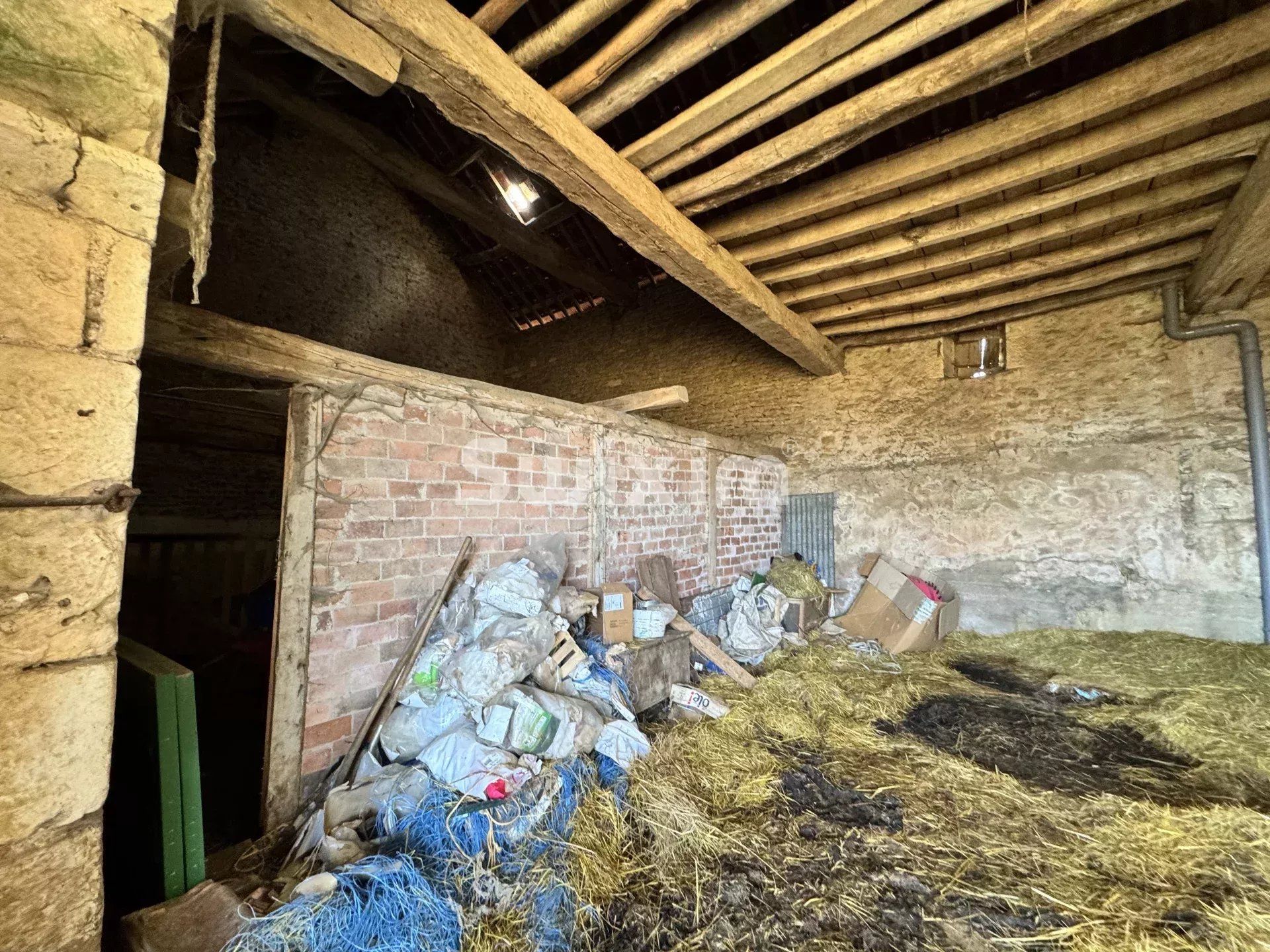 castello 8 Camere in vendita su Avallon (89200)