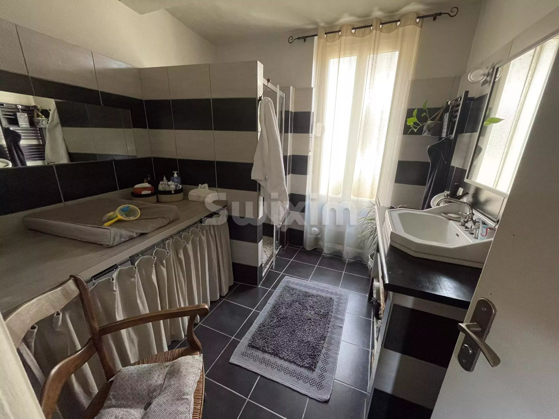 casa 5 Camere in vendita su Rochegude (26790)