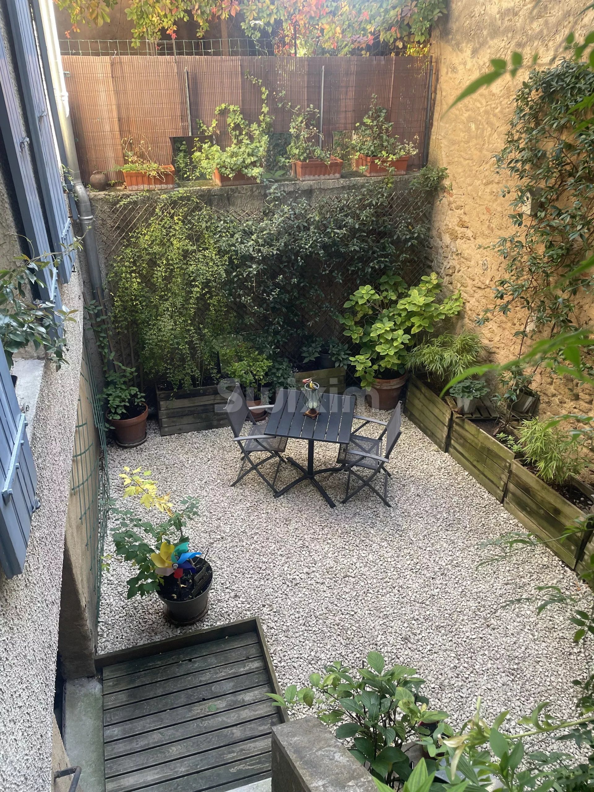 casa 5 Camere in vendita su Rochegude (26790)