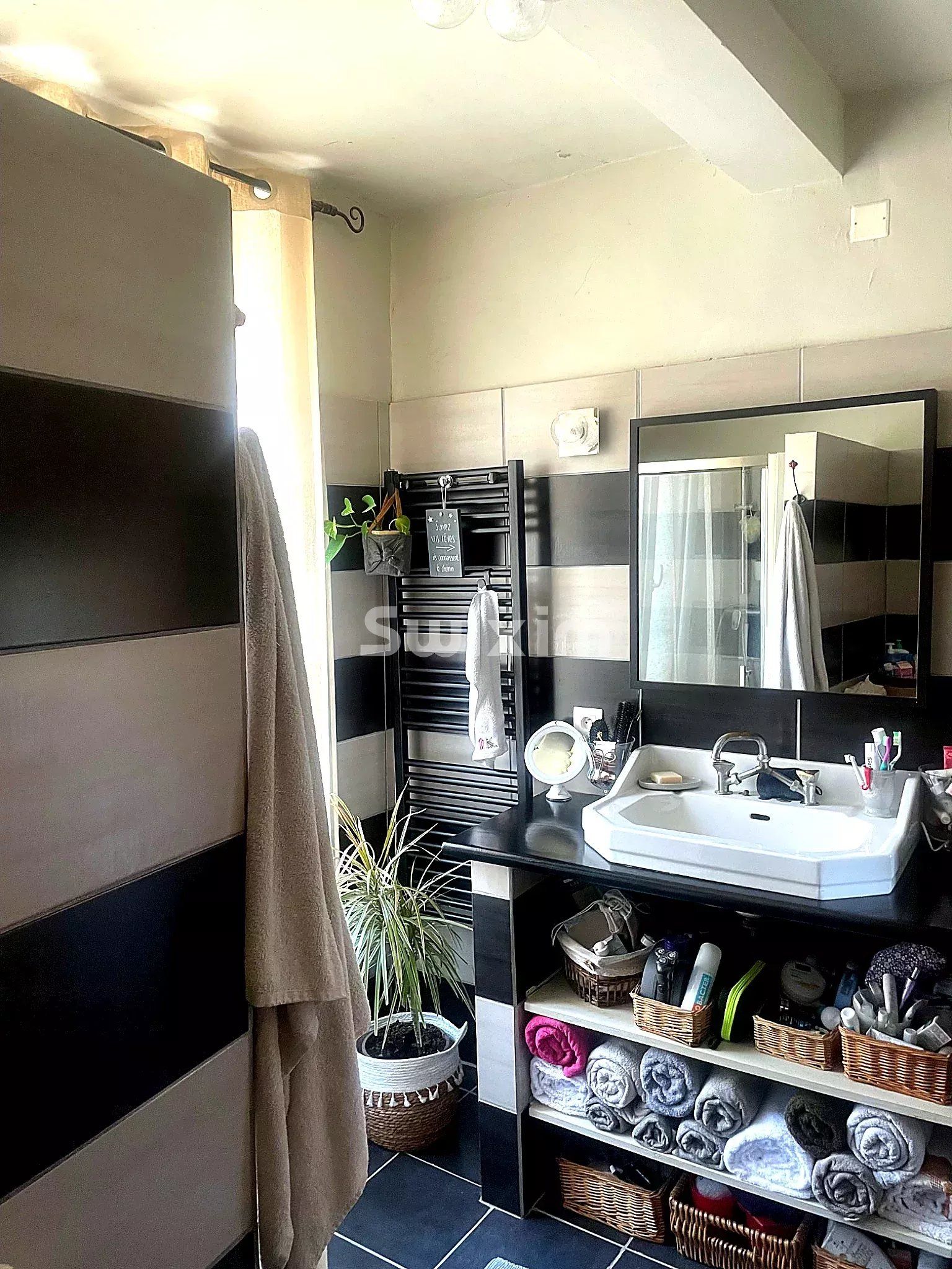 casa 5 Camere in vendita su Rochegude (26790)