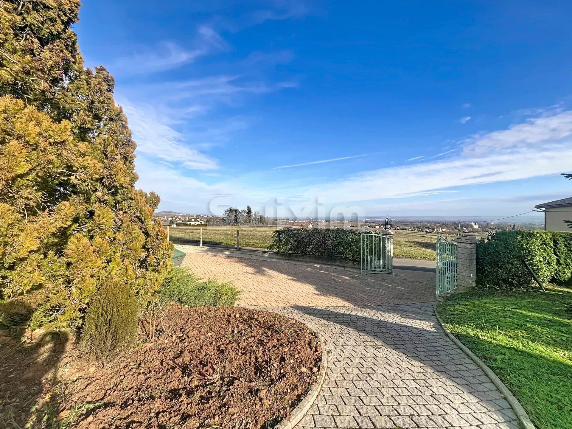 maison 10 Pièces en vente sur Villefranche-sur-Saône (69400)