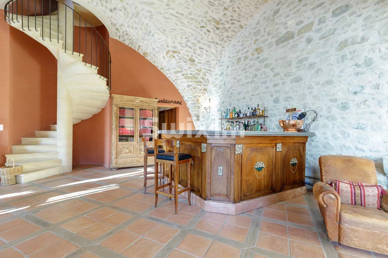 propriété 10 Pièces en vente sur Bourdeaux (26460)