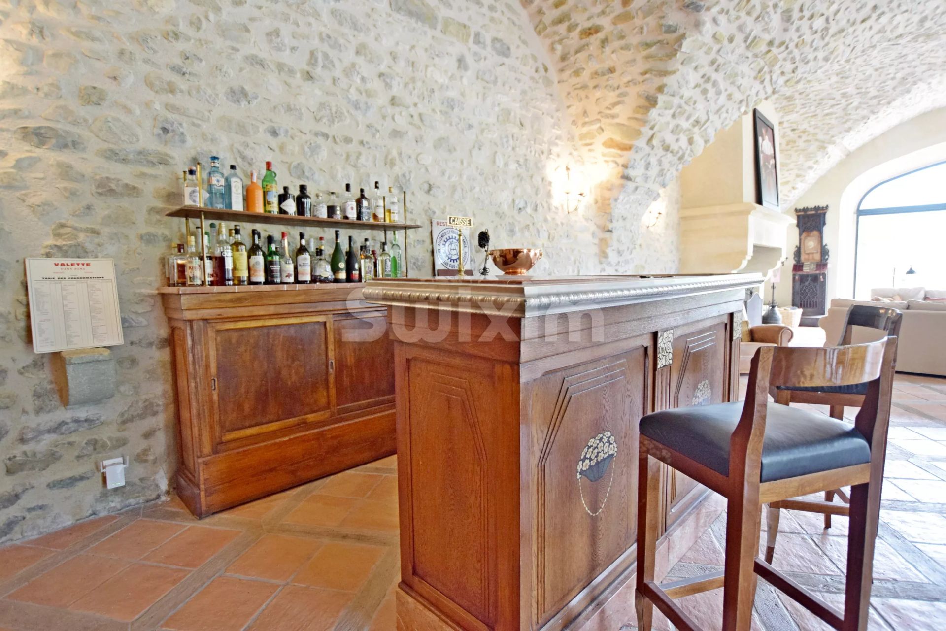 propriété 10 Pièces en vente sur Bourdeaux (26460)