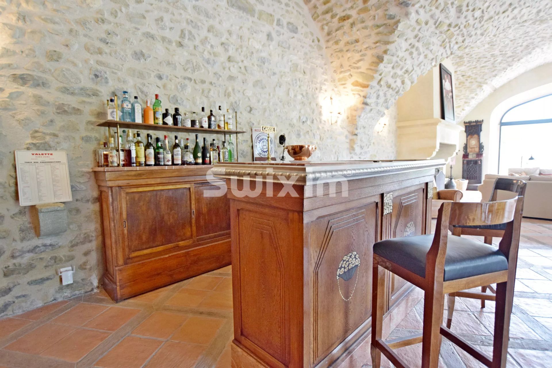 propriété 10 Pièces en vente sur Bourdeaux (26460)